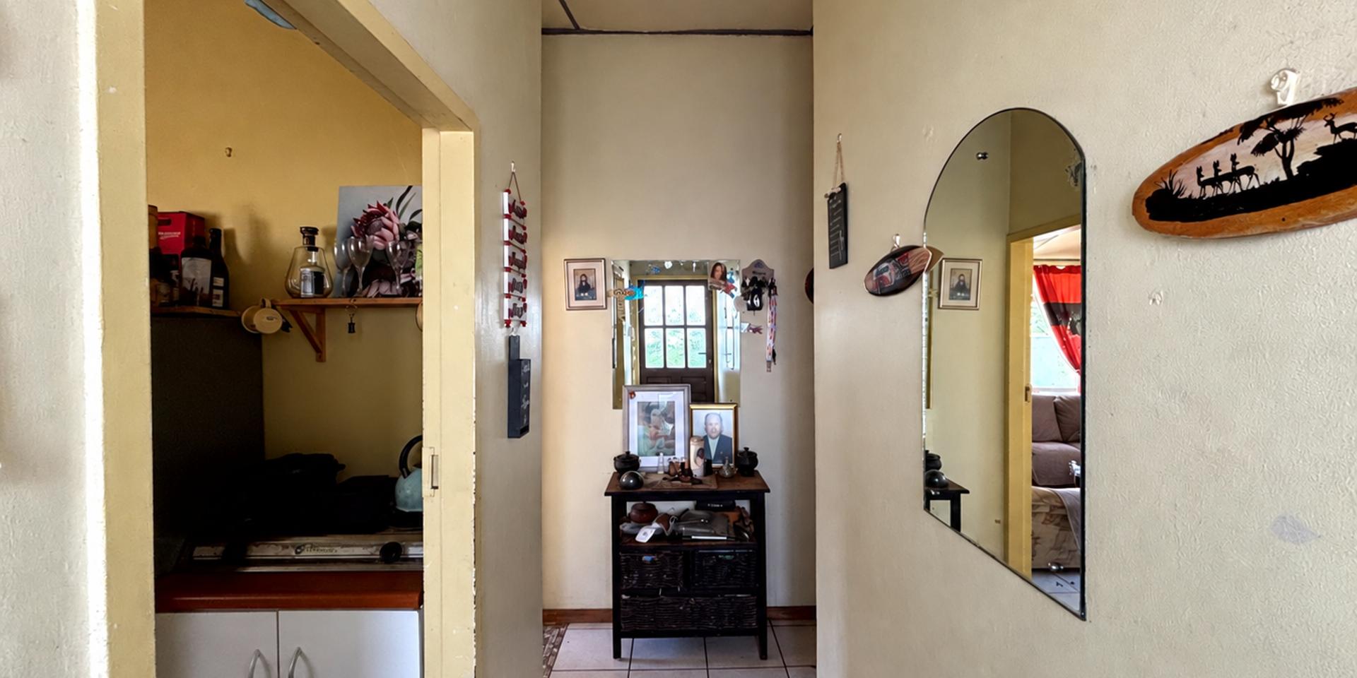 Image 2 of 6