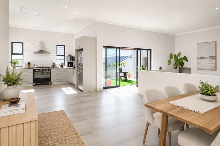 Main property image