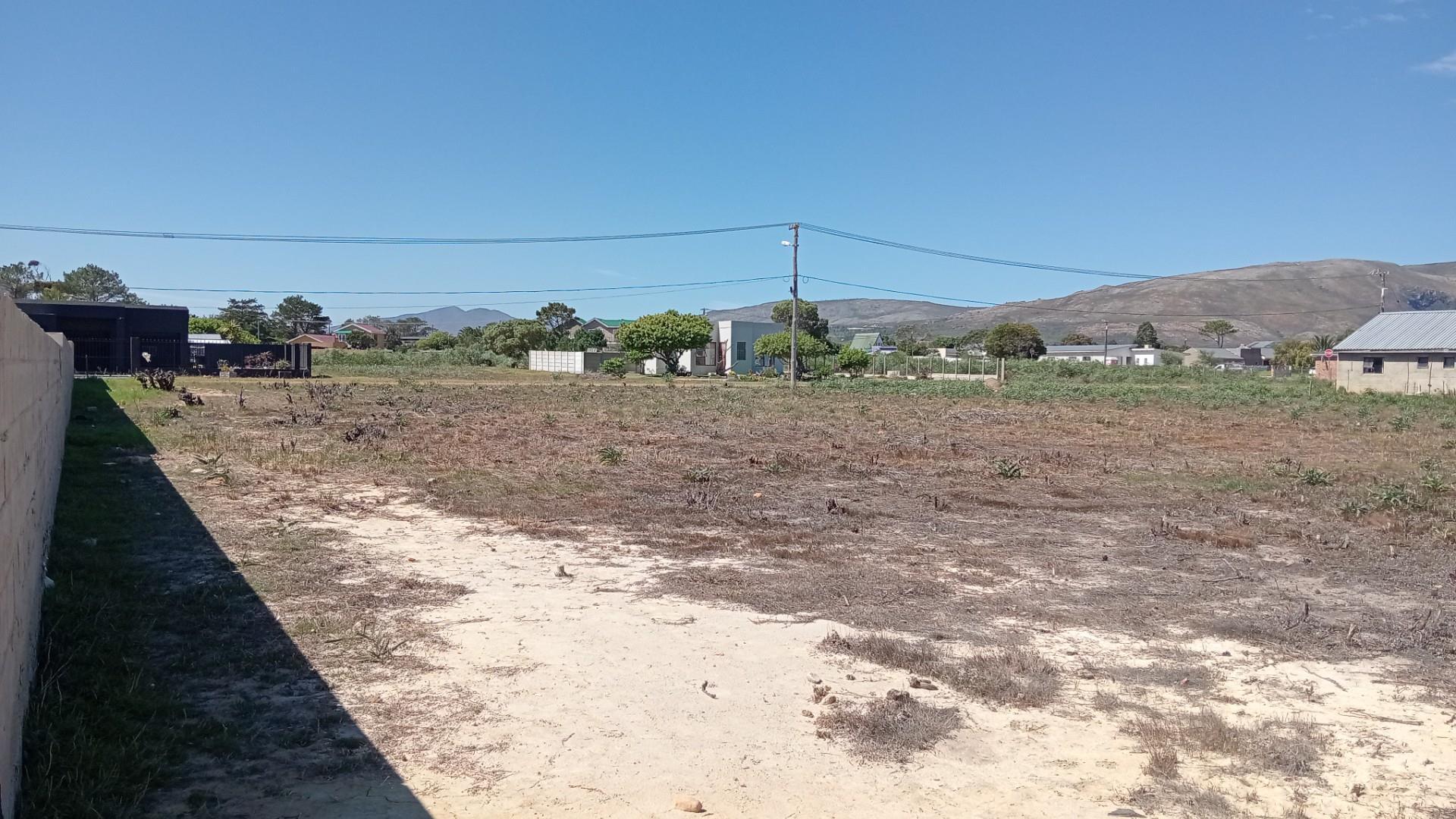 Image 4 of 6