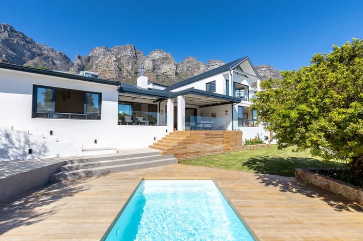 Main property image
