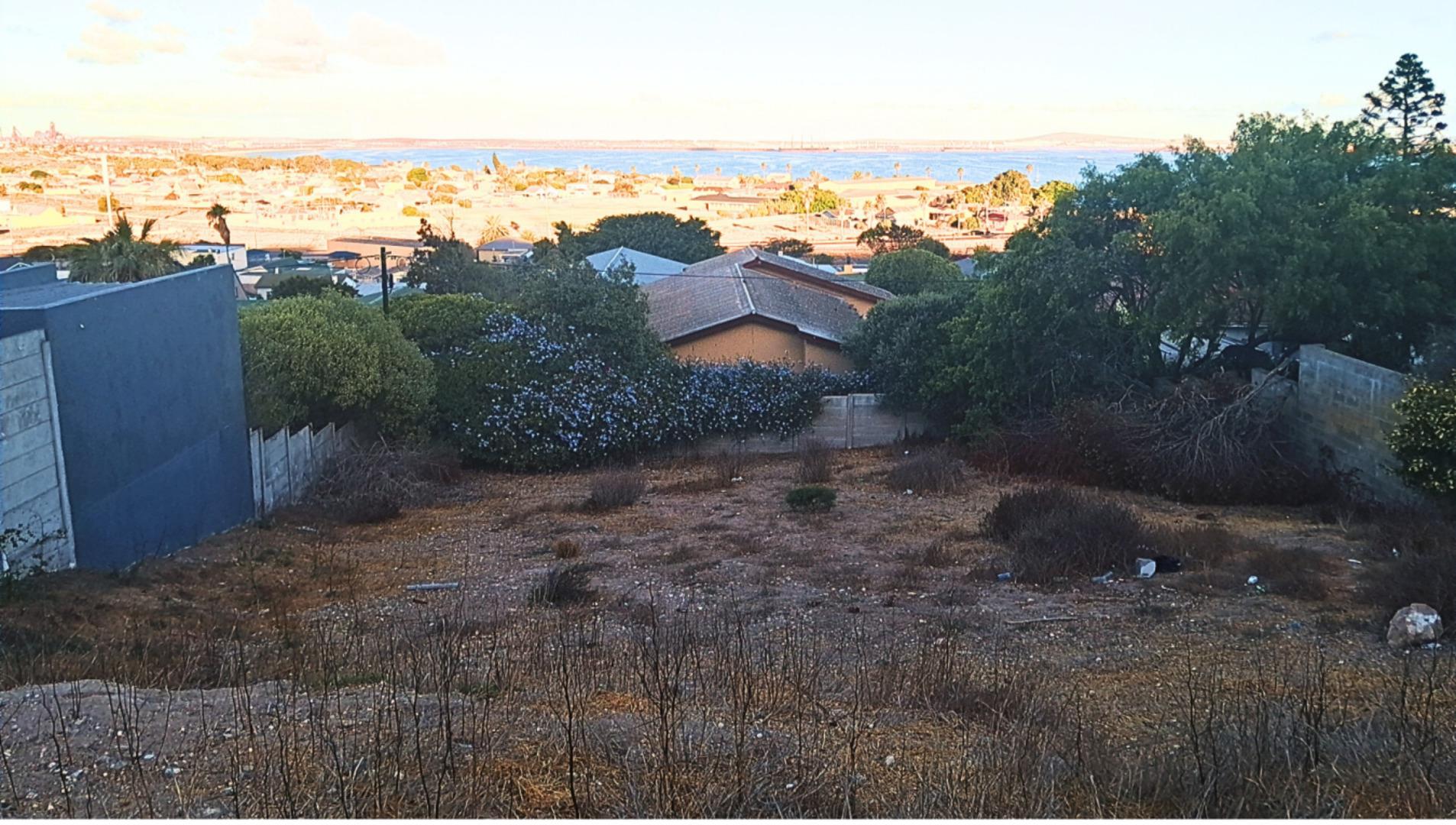 Image 2 of 6