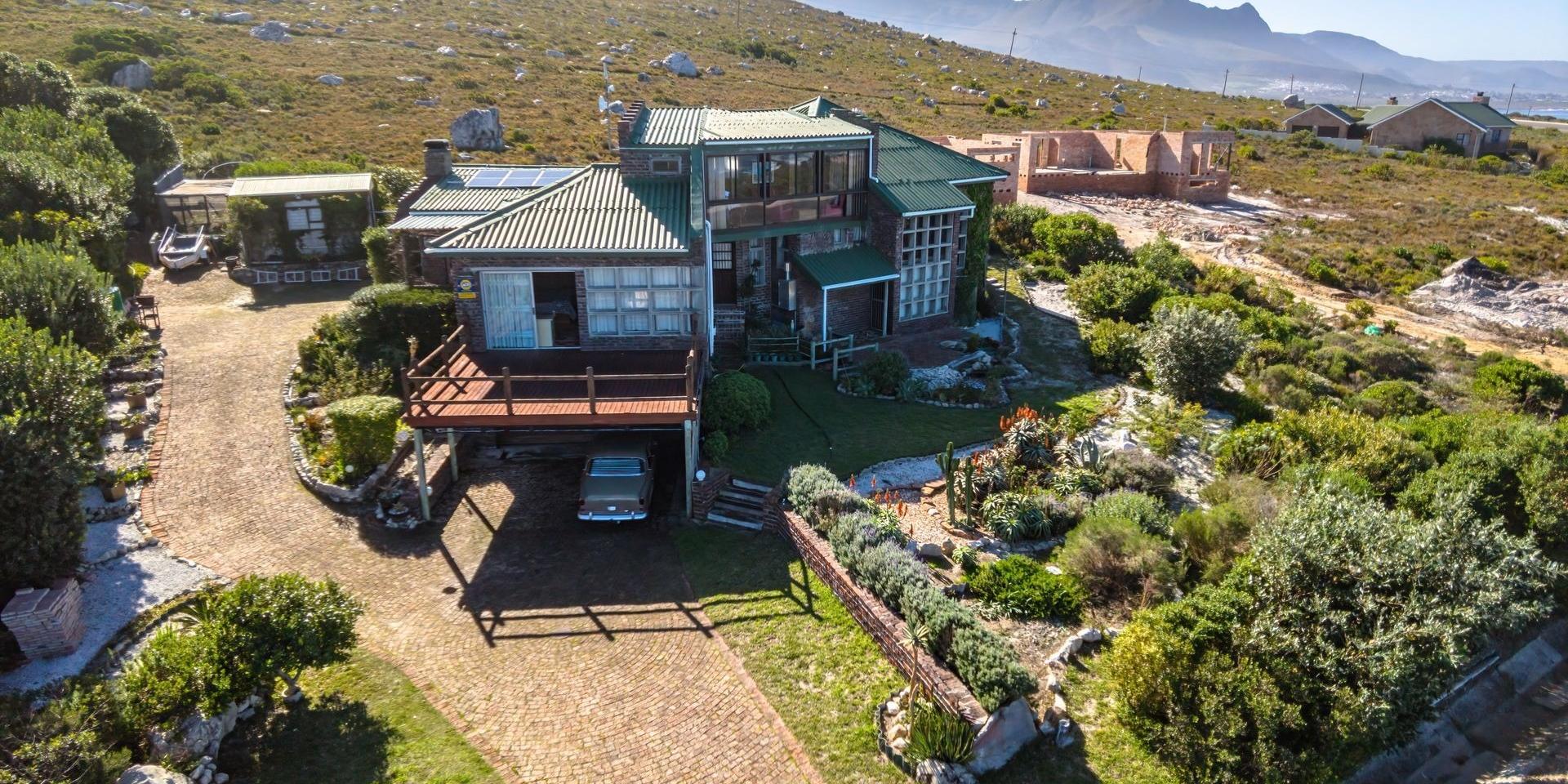 Image 4 of 6