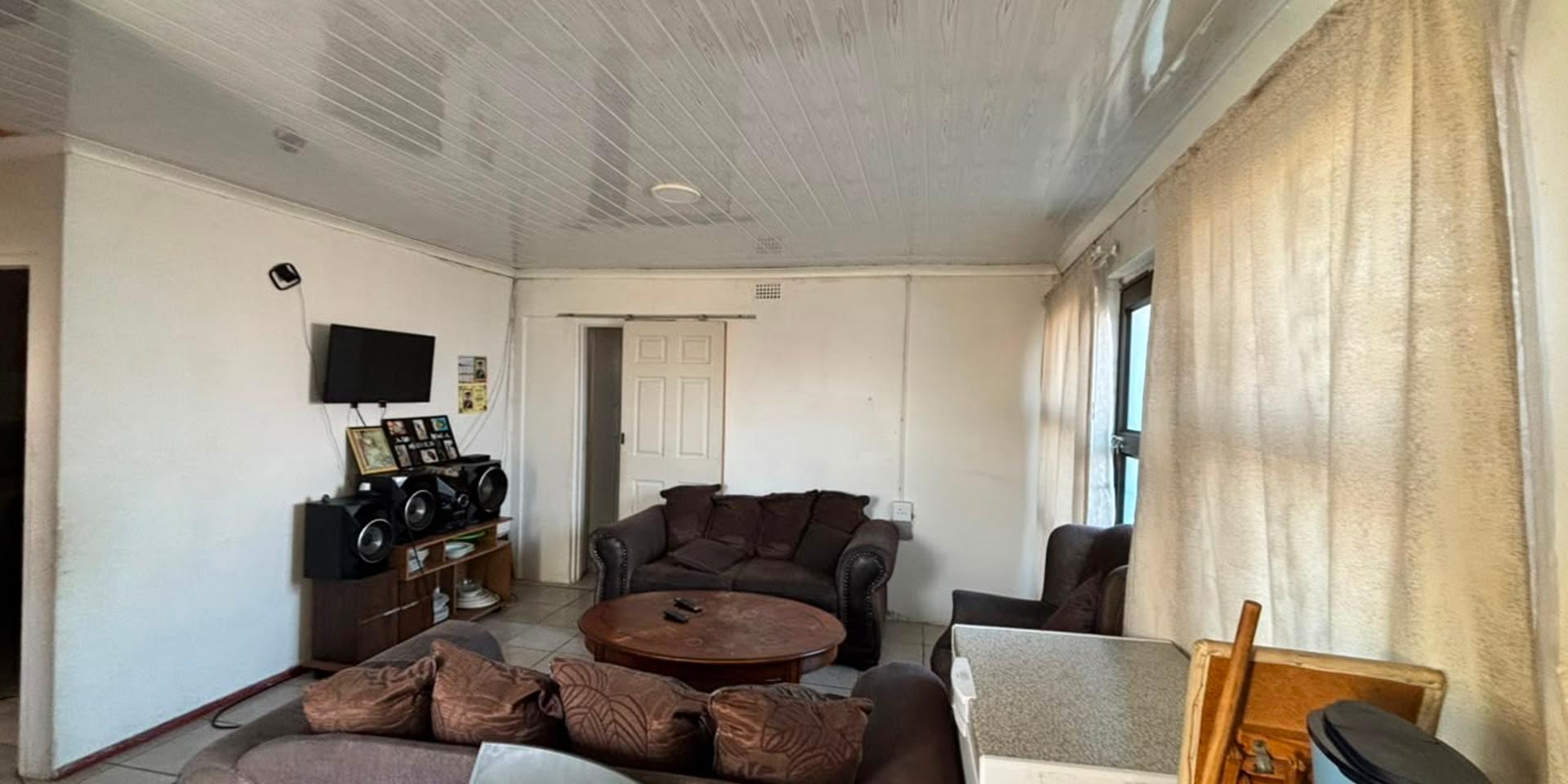 Image 5 of 6