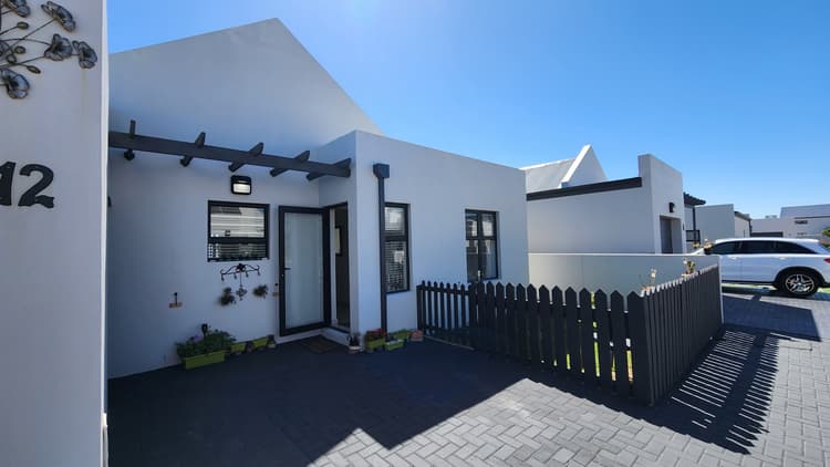 Main property image