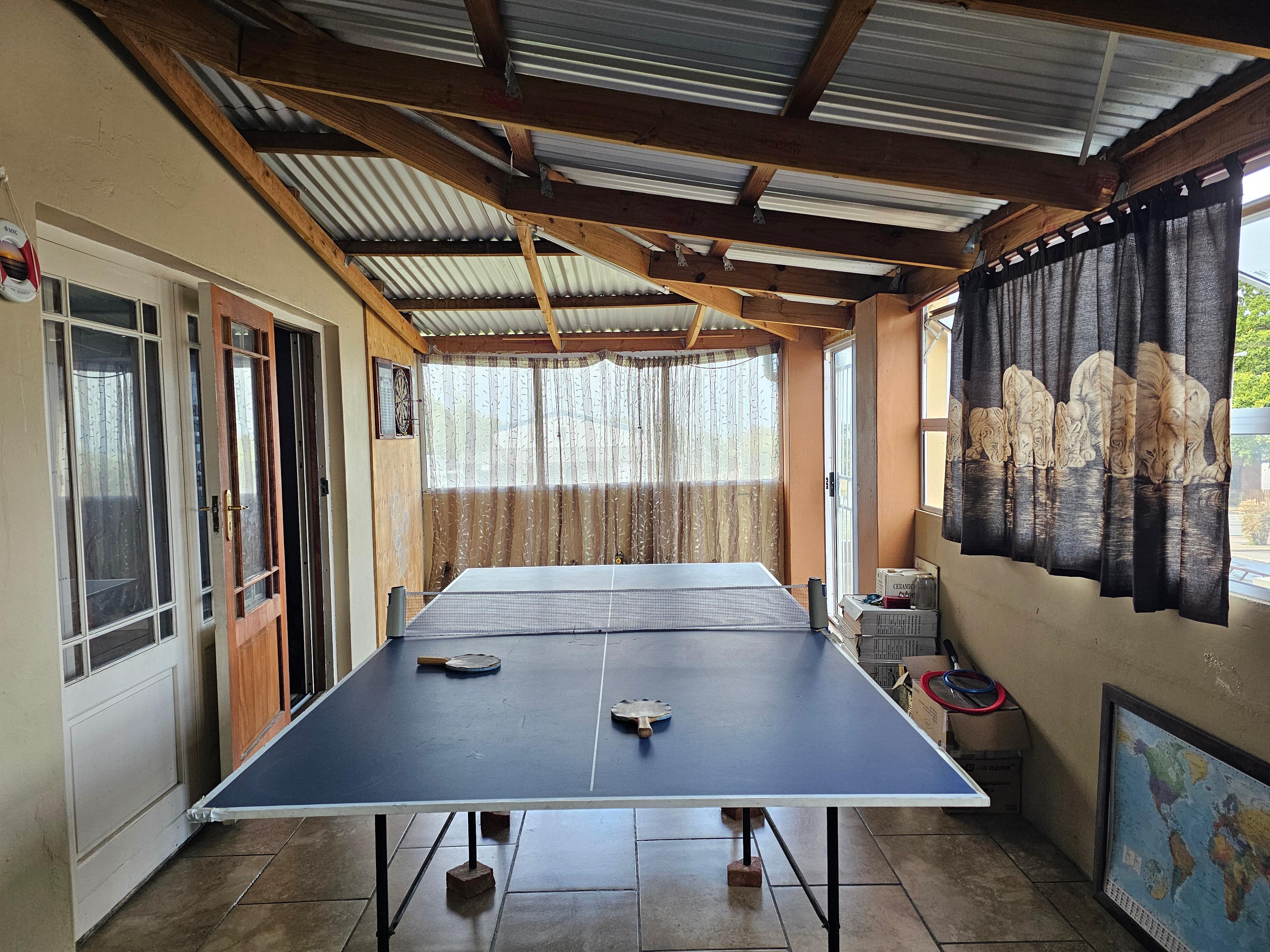 Image 4 of 6