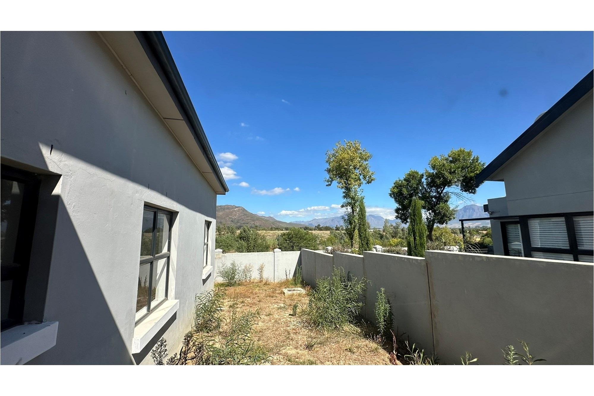 Image 2 of 6