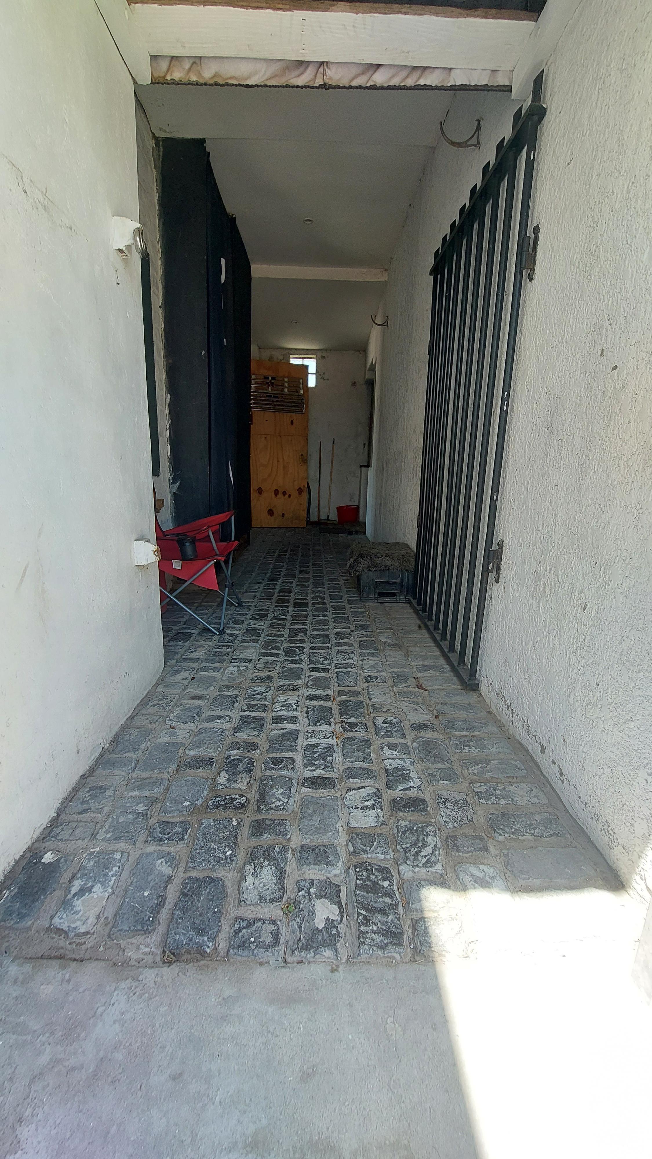 Image 5 of 6