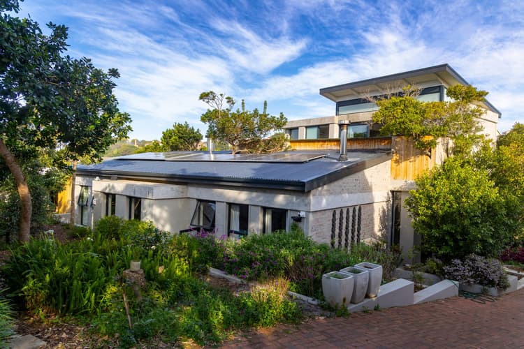Main property image