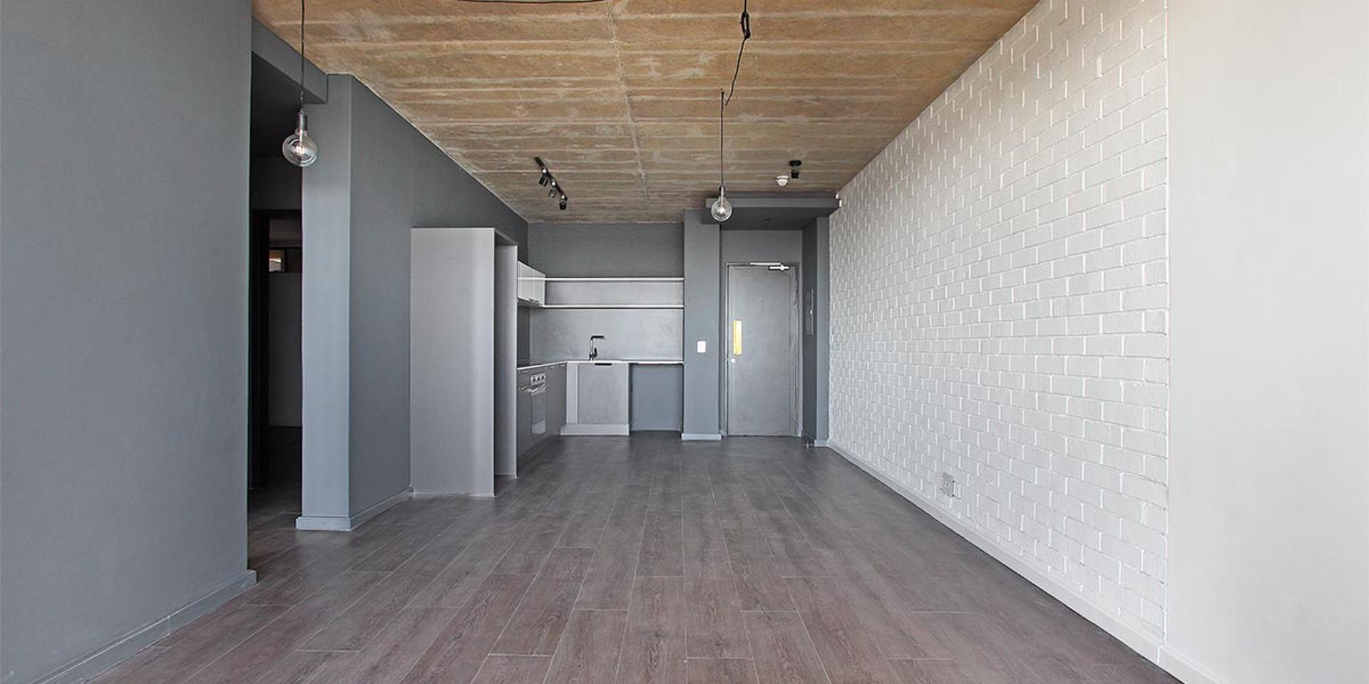 Image 3 of 6