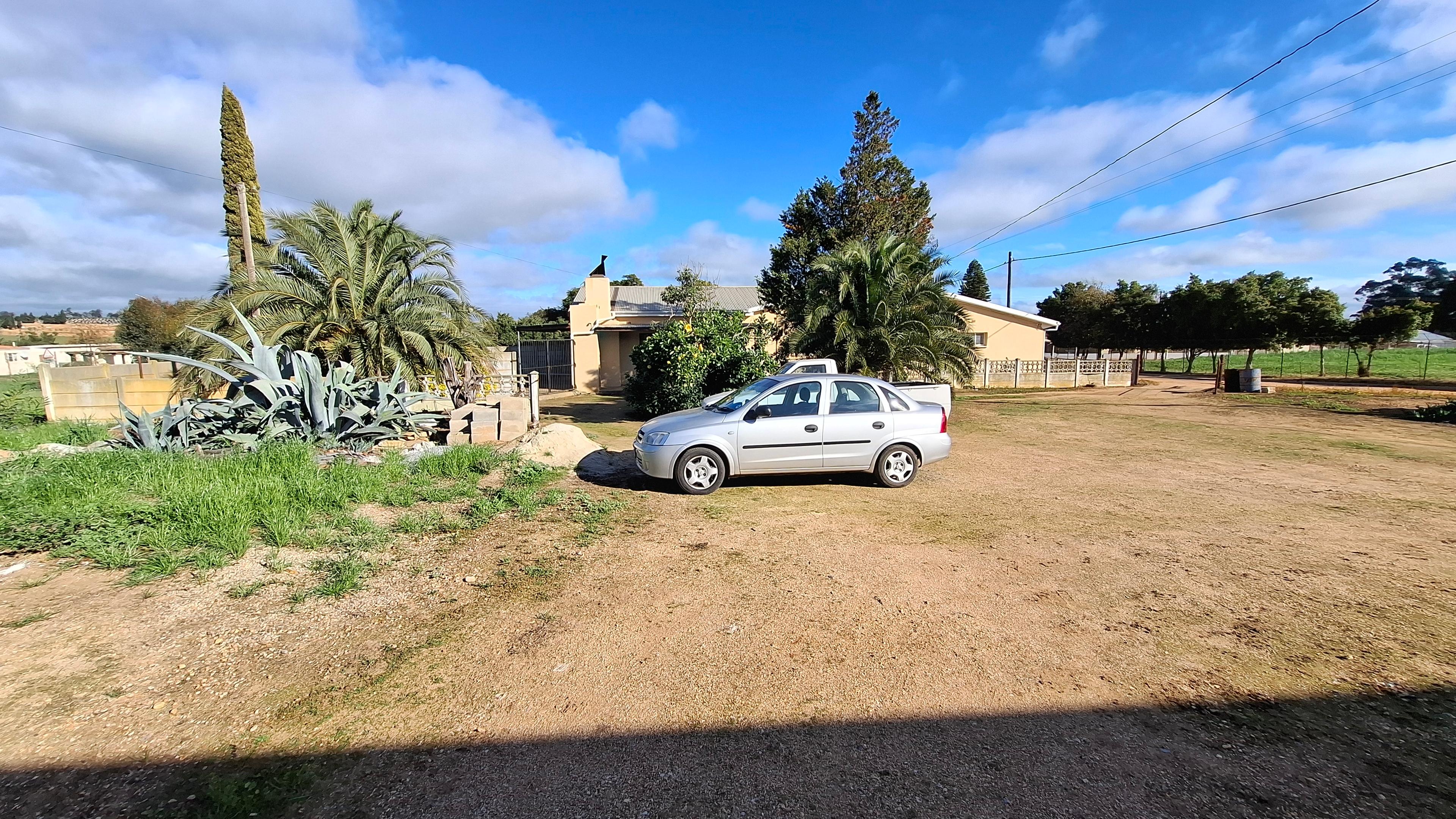 Image 2 of 6
