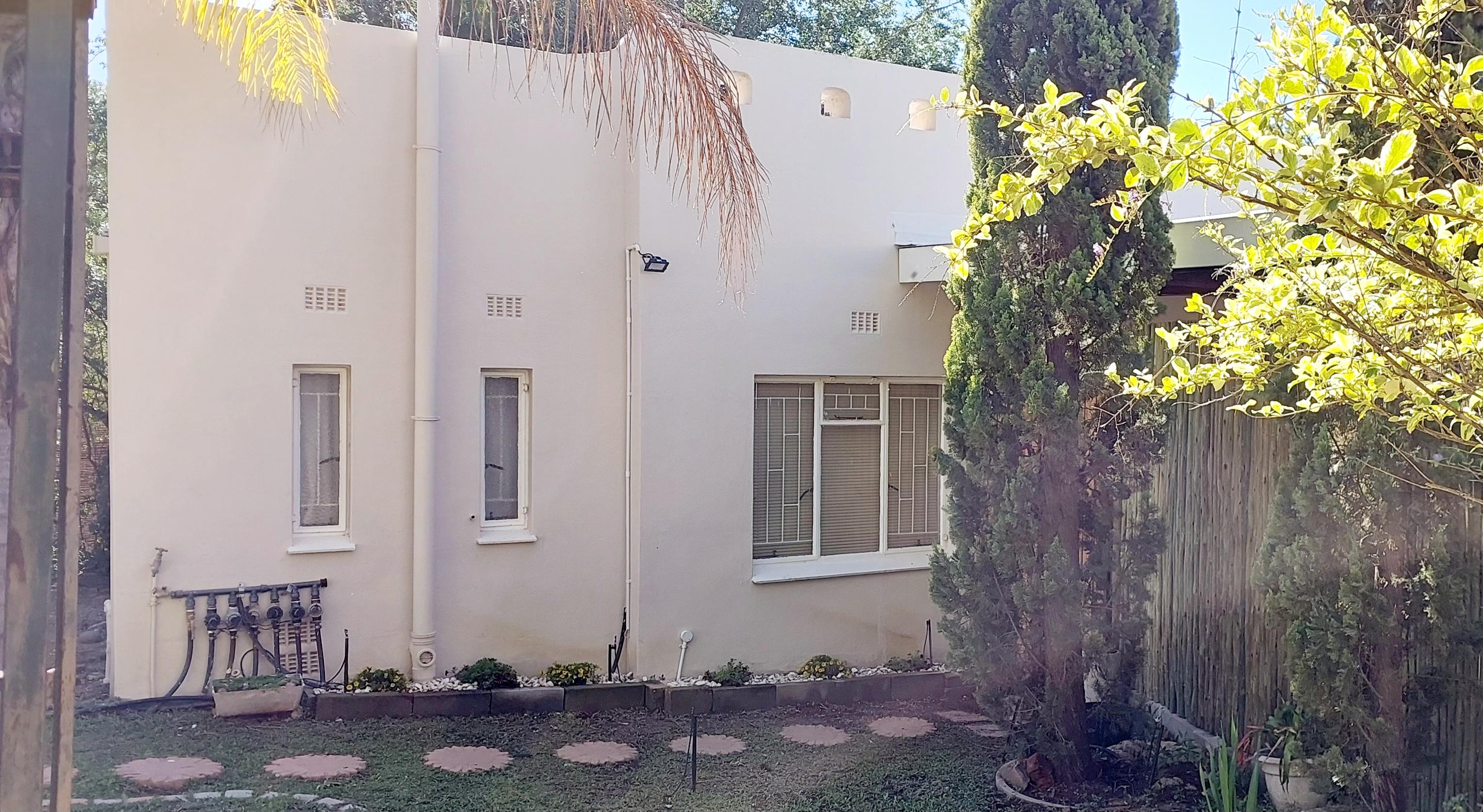 Image 3 of 6