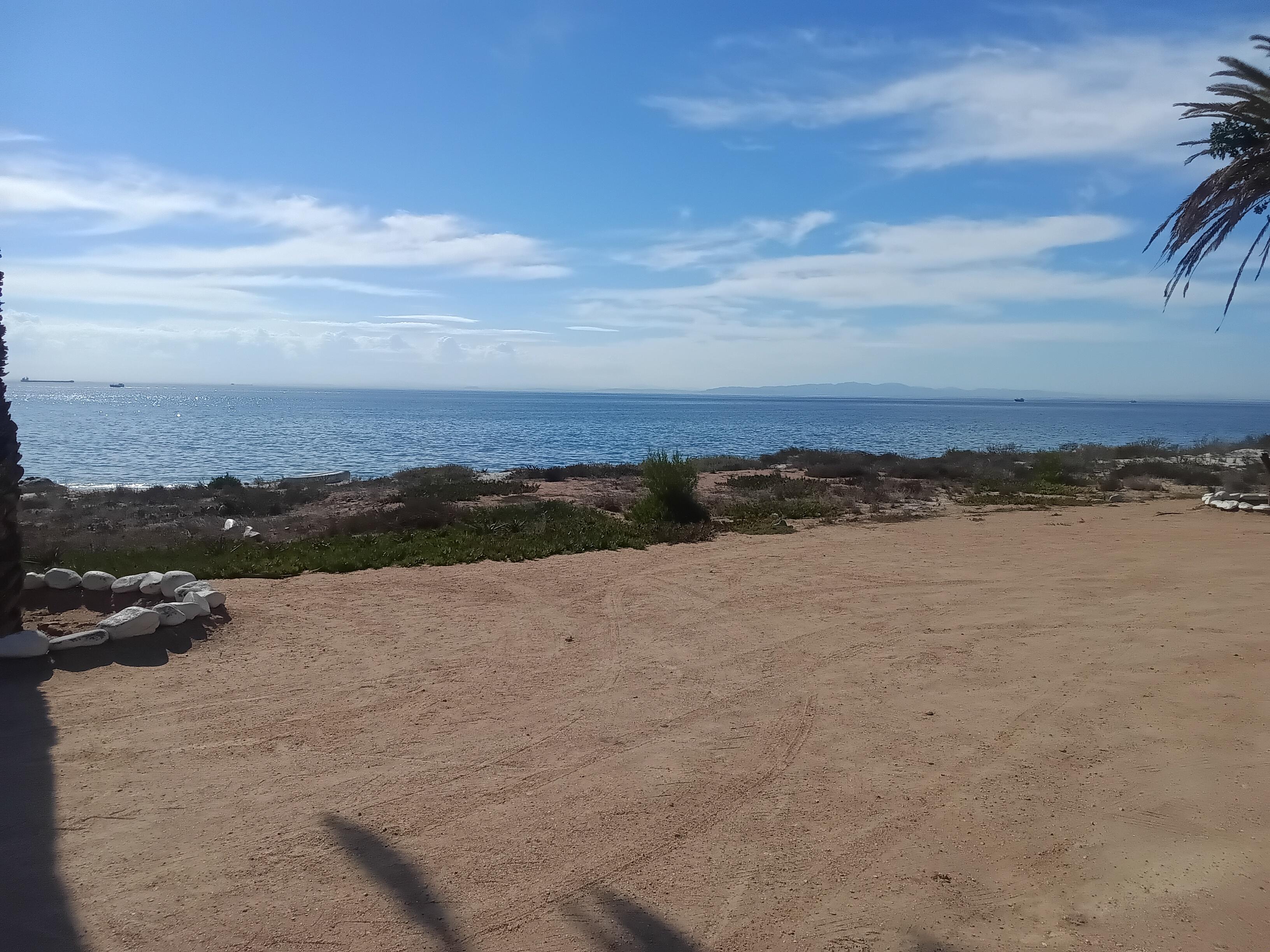 Image 3 of 6