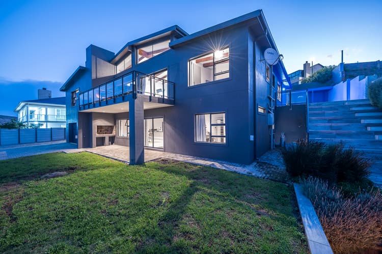 Main property image