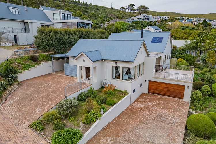 Main property image