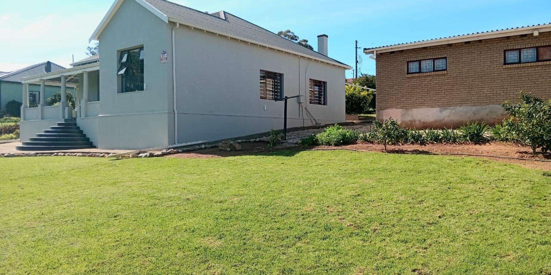 Image 4 of 6