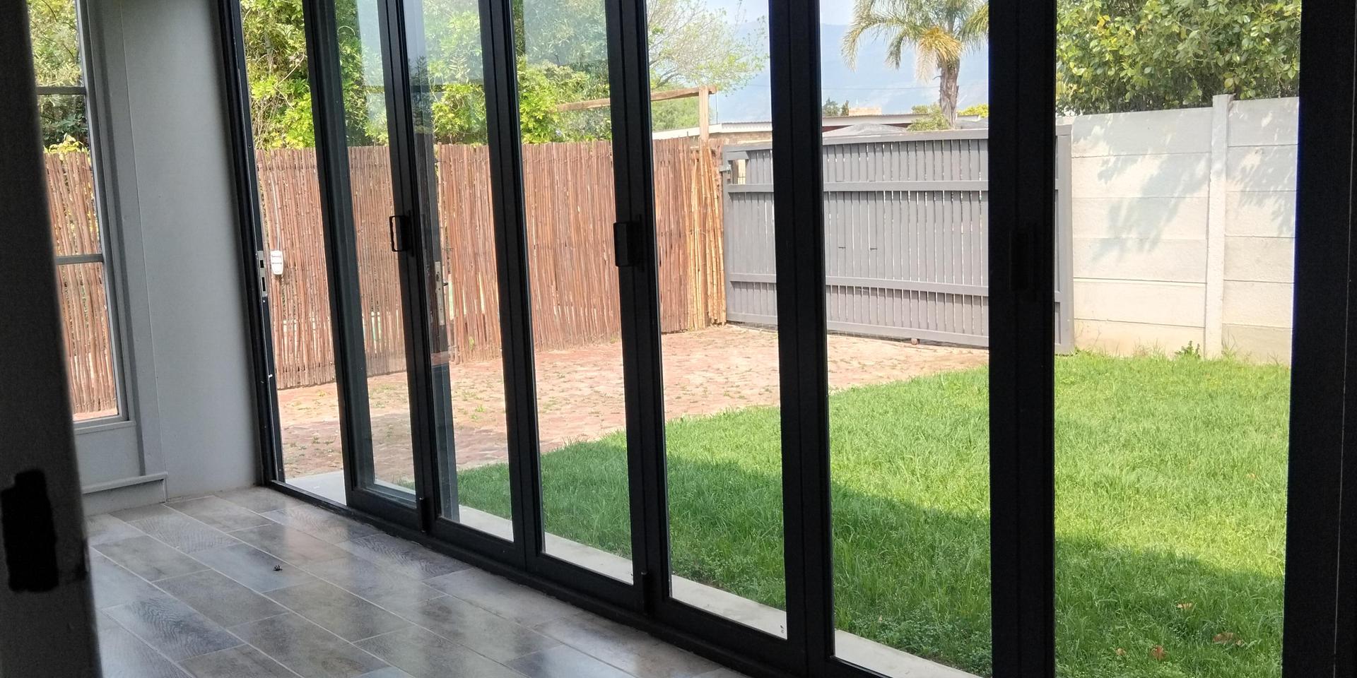 Image 2 of 6