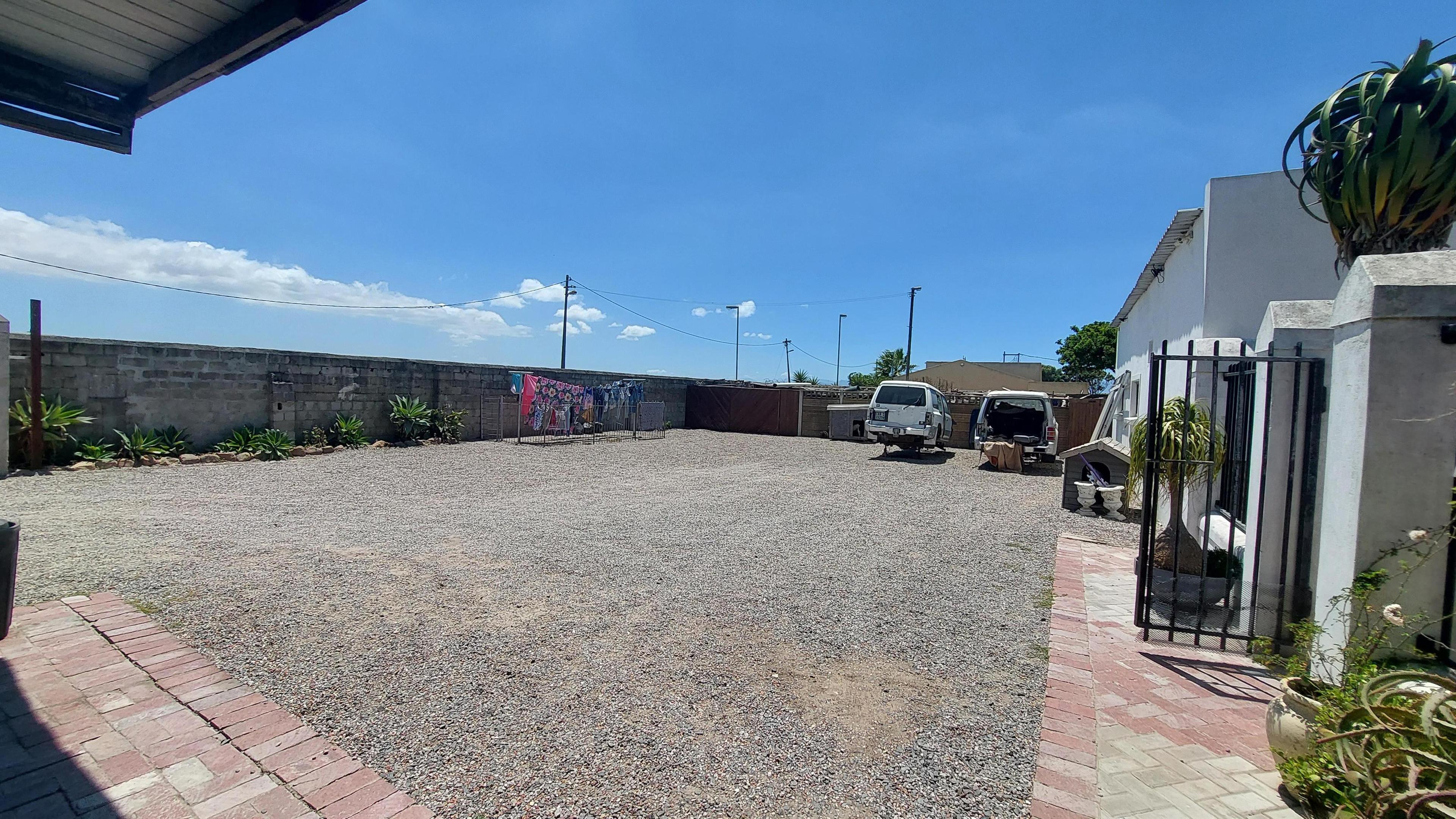 Image 2 of 6