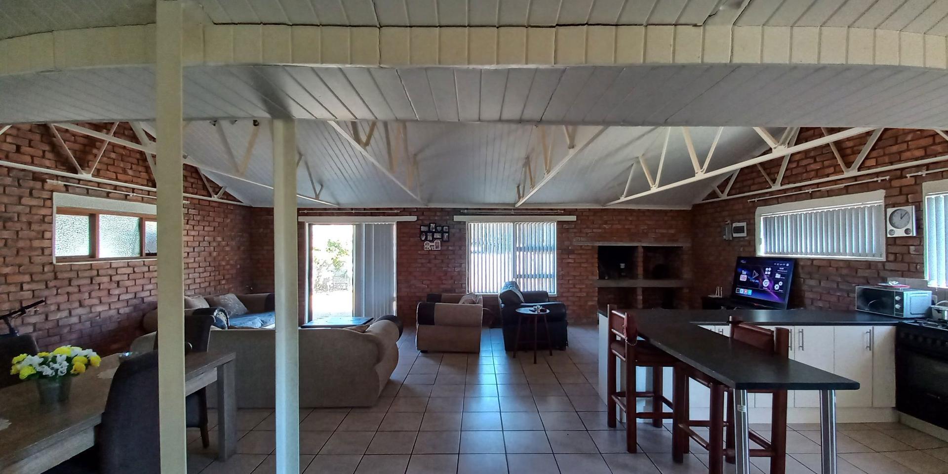 Image 3 of 6