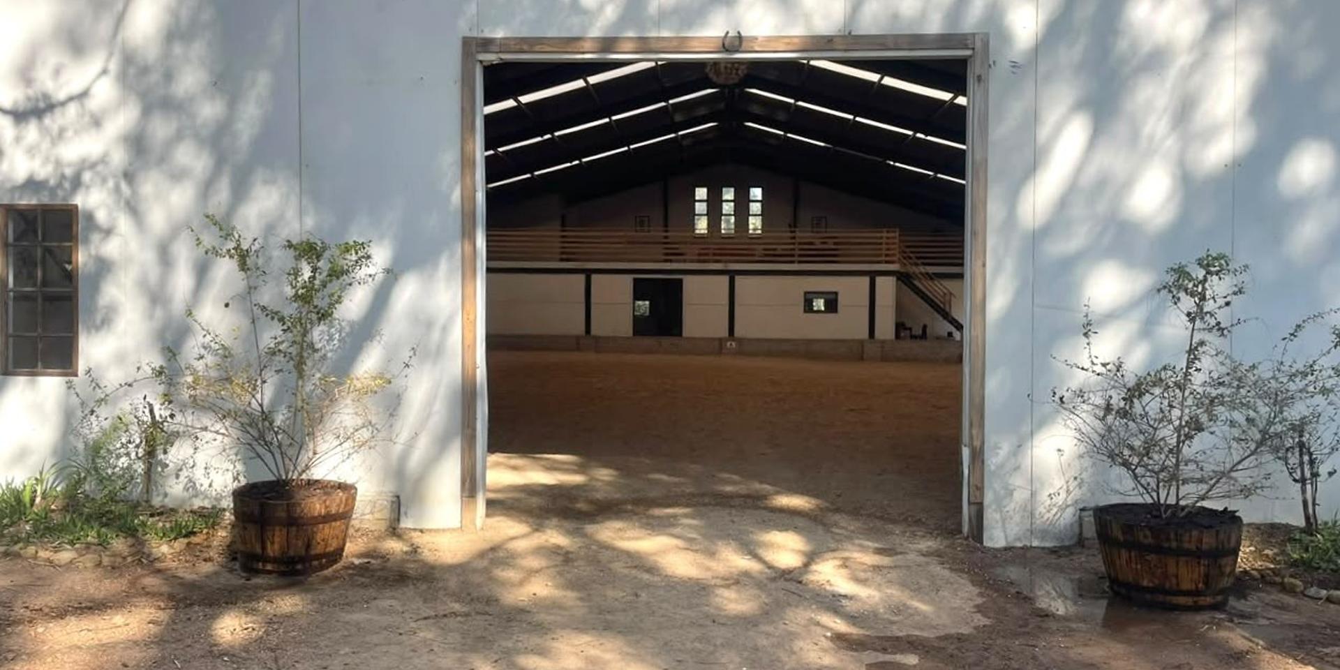 Image 3 of 6