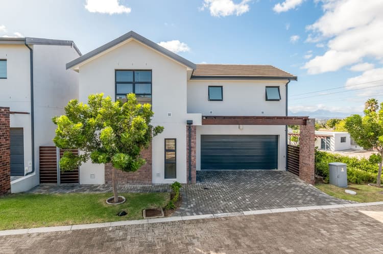 Main property image