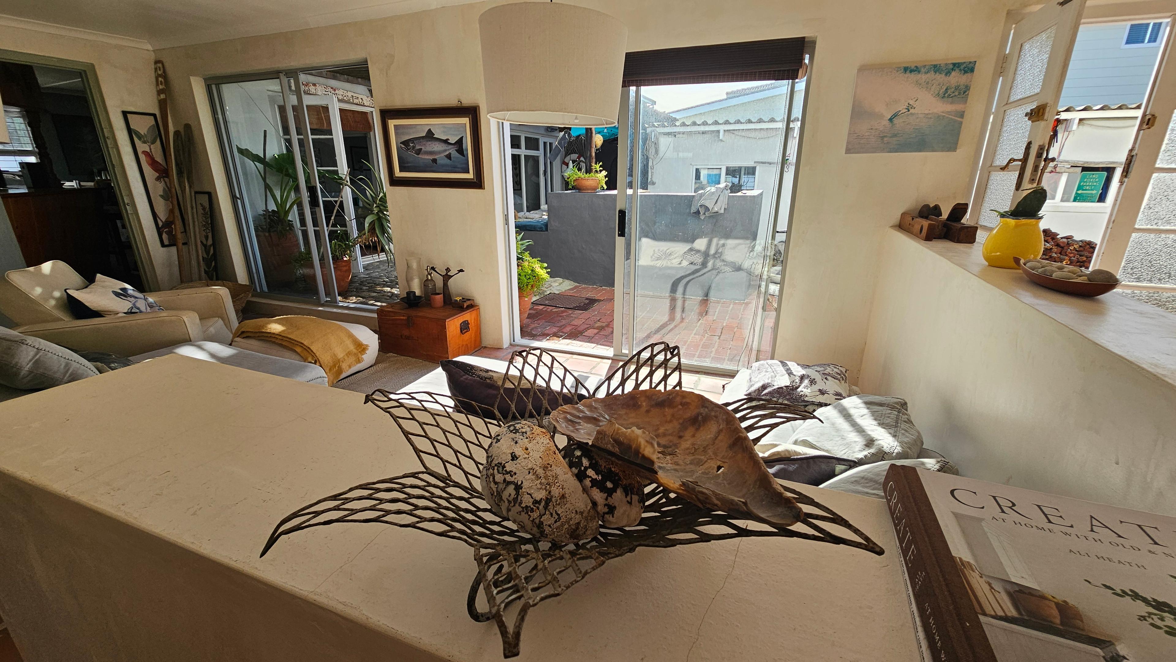 Image 5 of 6