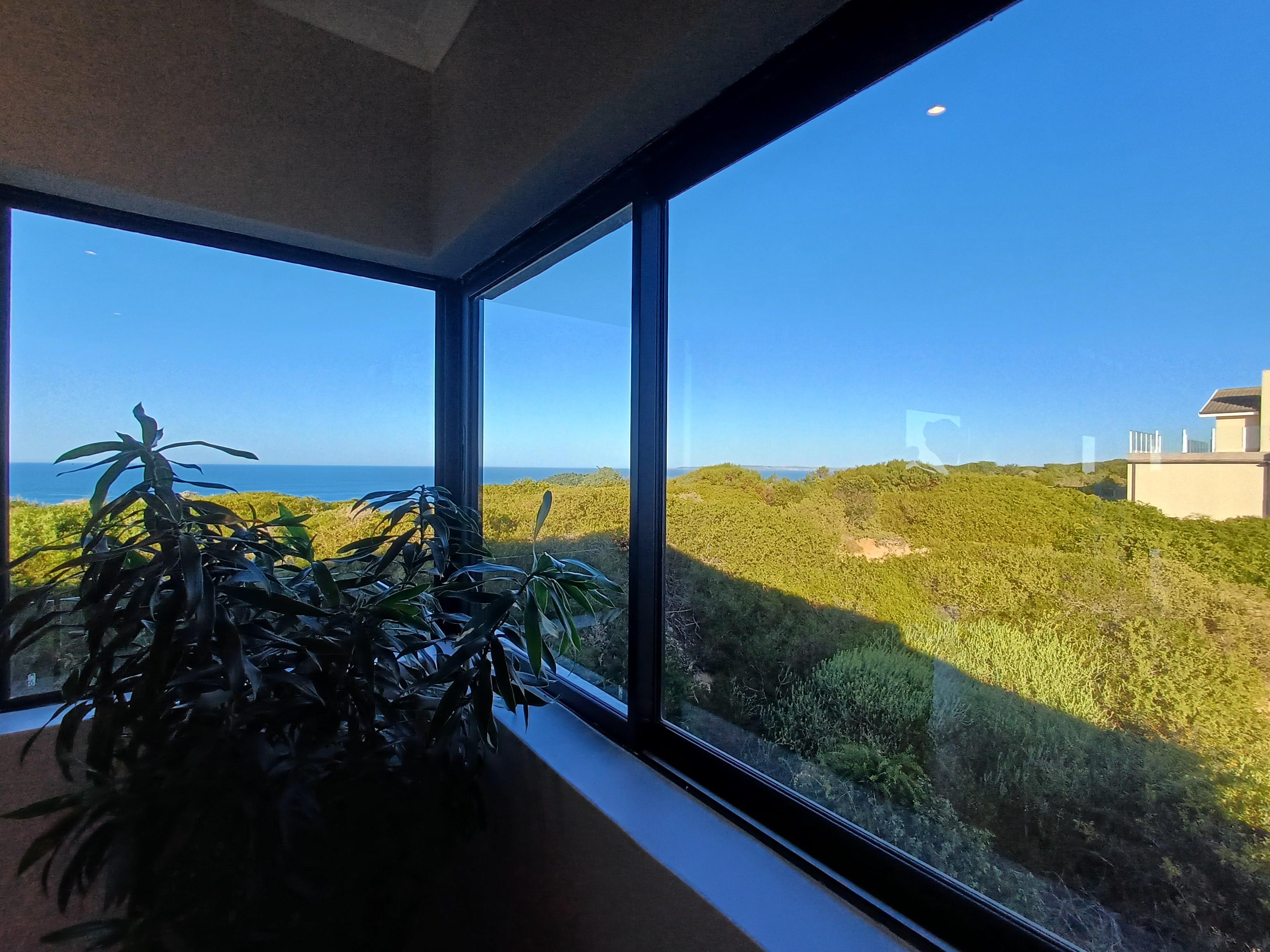 Image 4 of 6