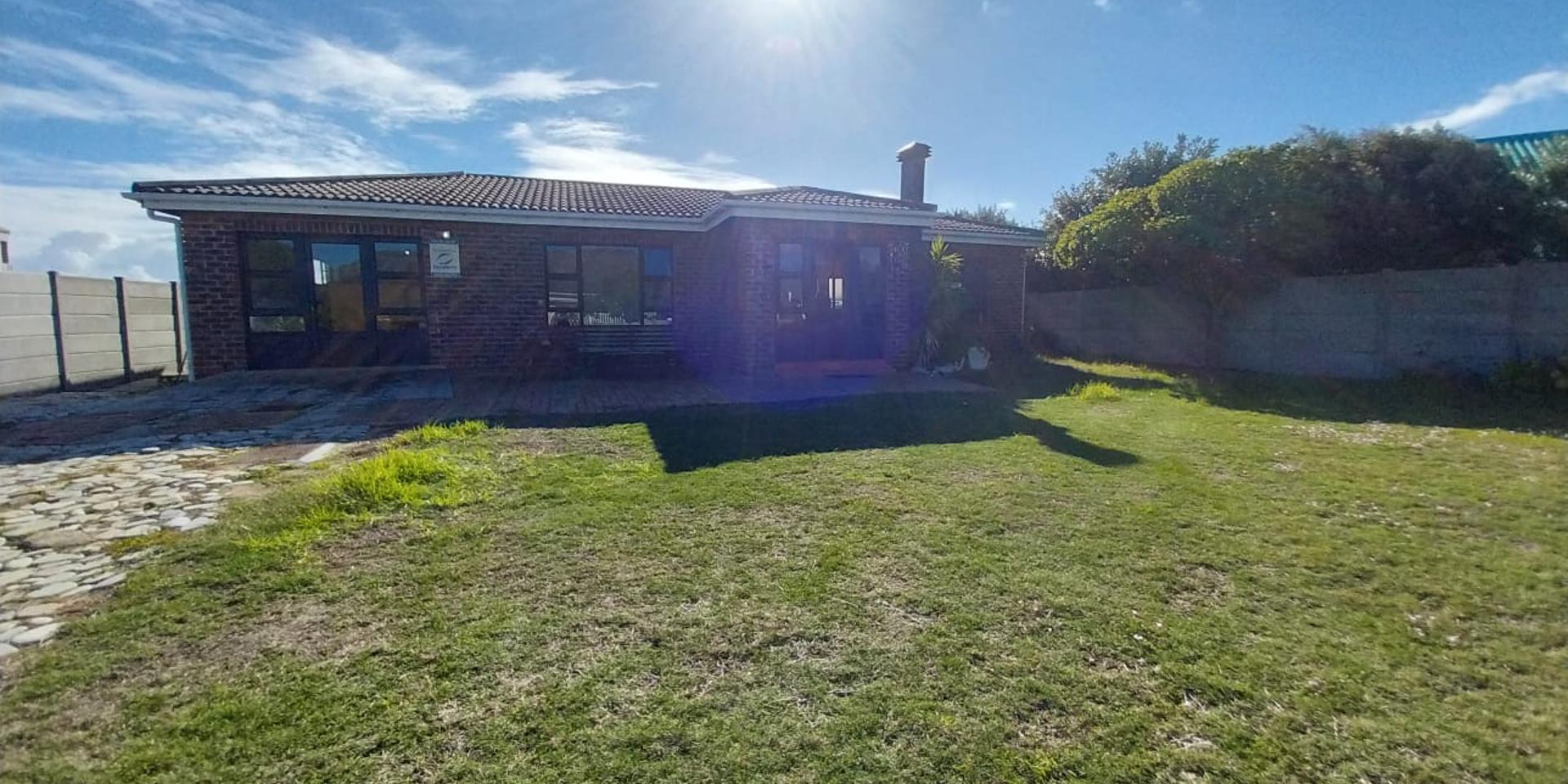 Image 4 of 6