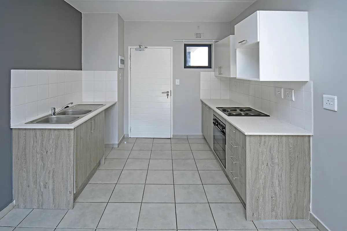Image 5 of 6
