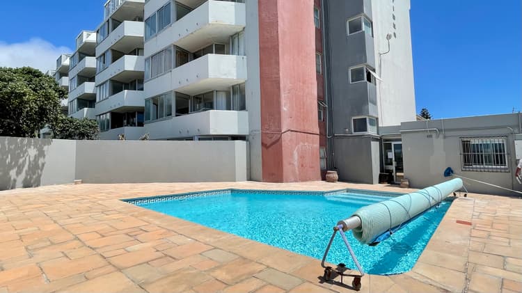 Main property image