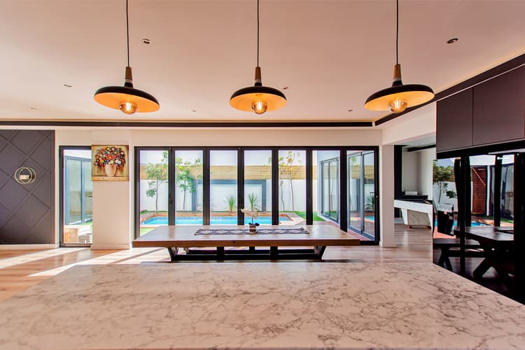 Main property image