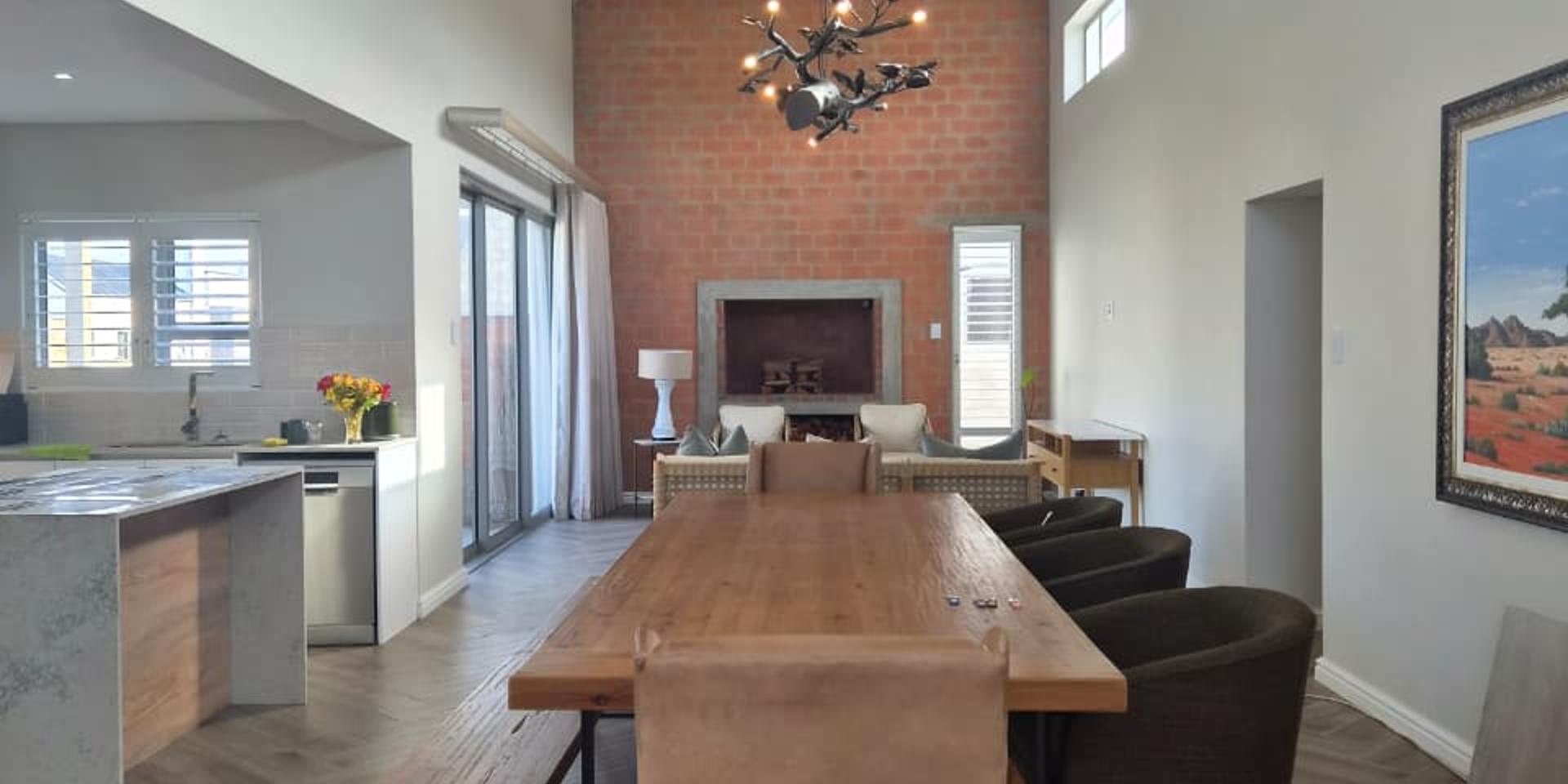 Image 2 of 6