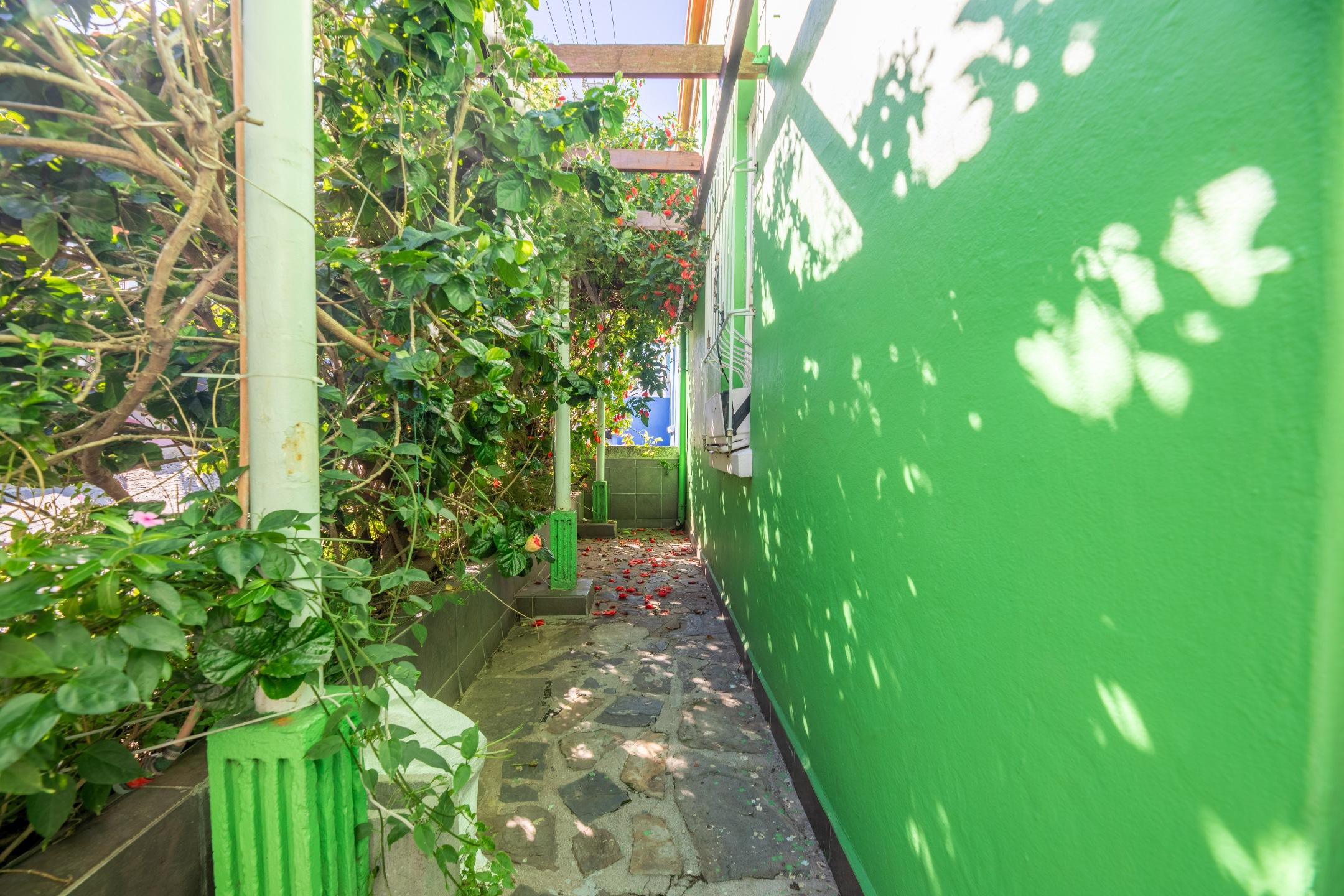 Image 5 of 6
