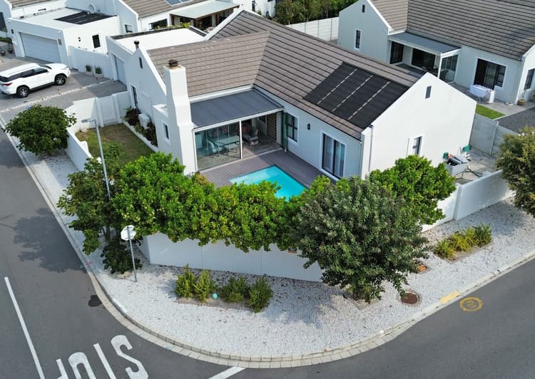 Main property image