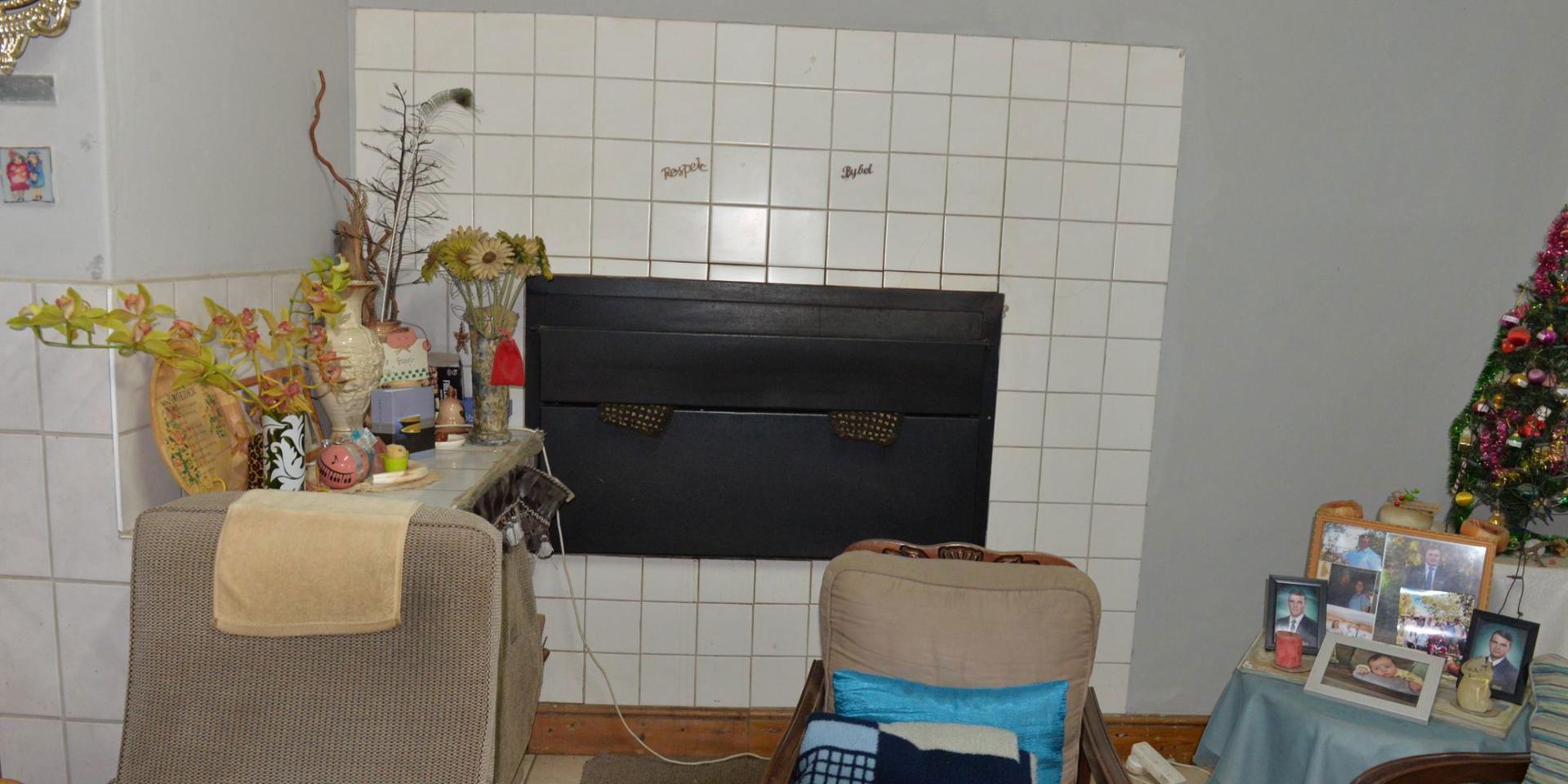 Image 5 of 6