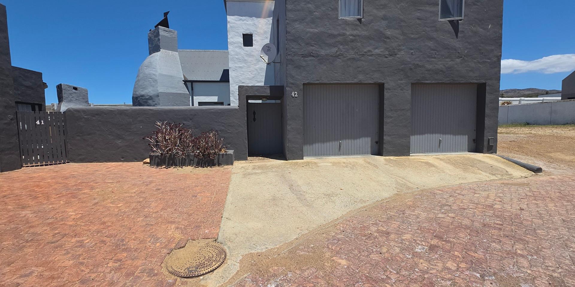 Image 2 of 6