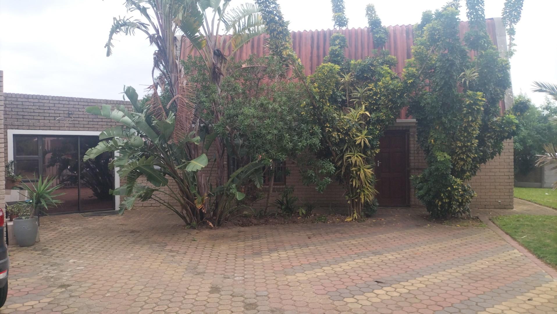Image 3 of 6