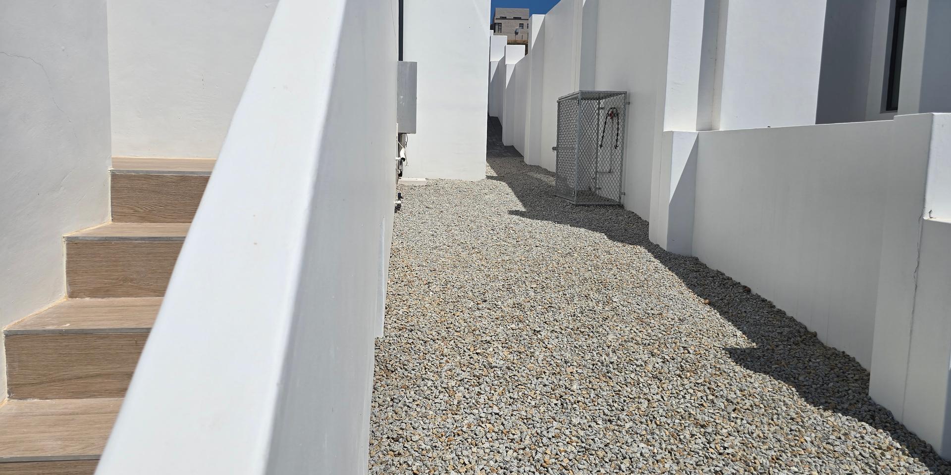 Image 5 of 6