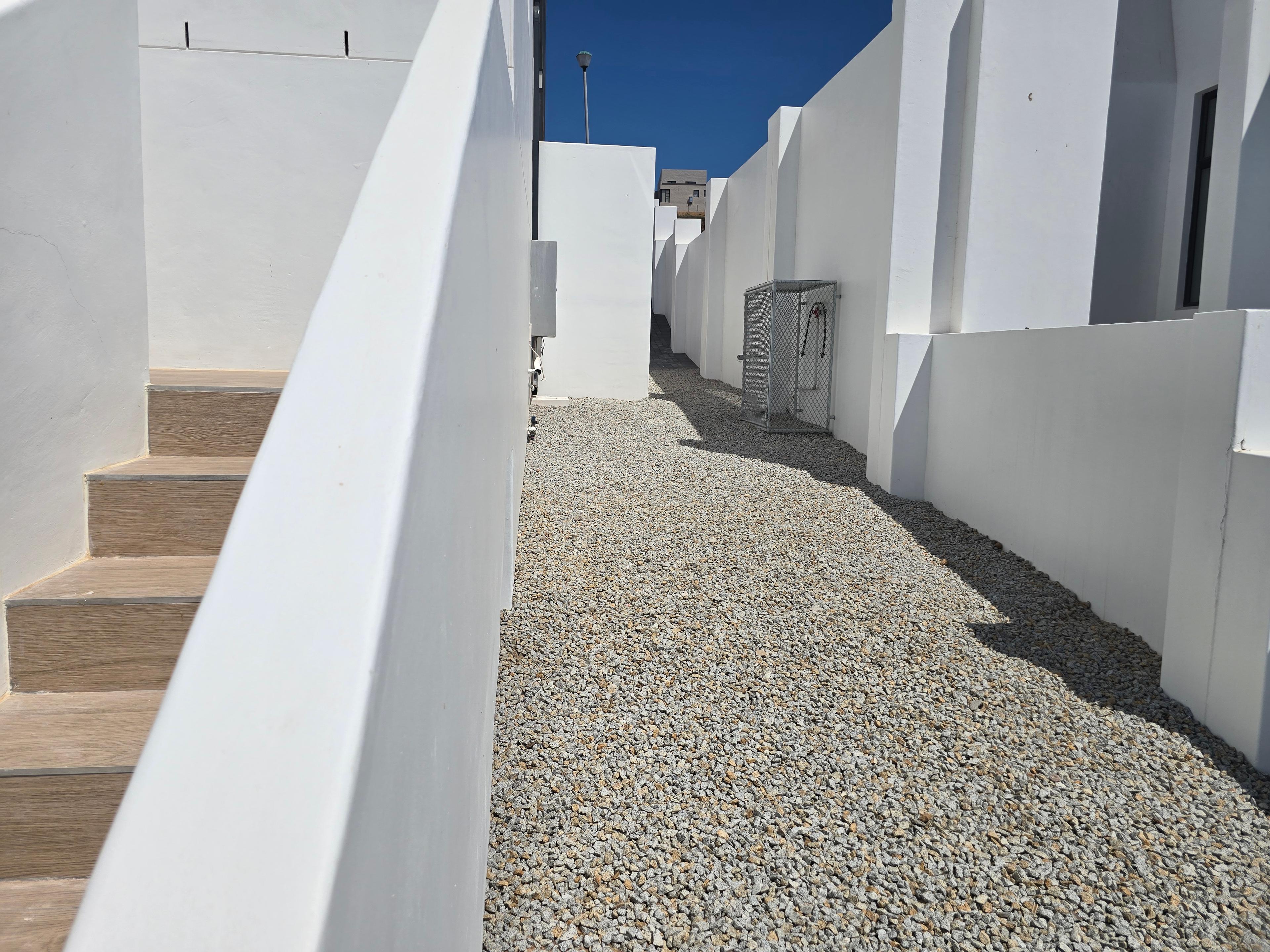 Image 5 of 6