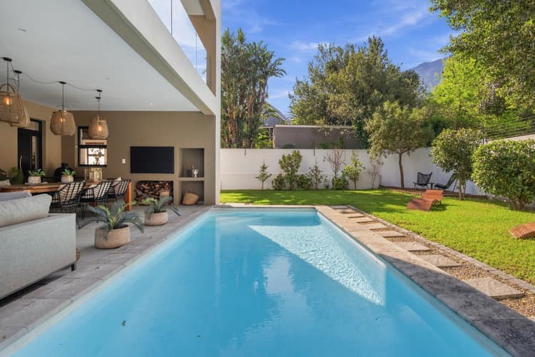 Main property image