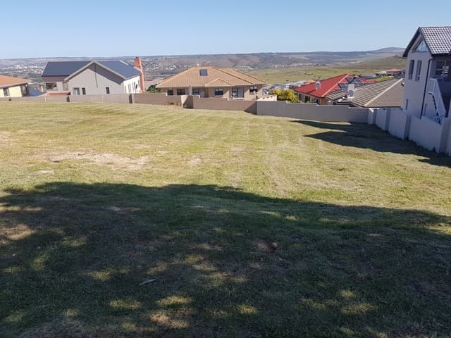 Image 2 of 6