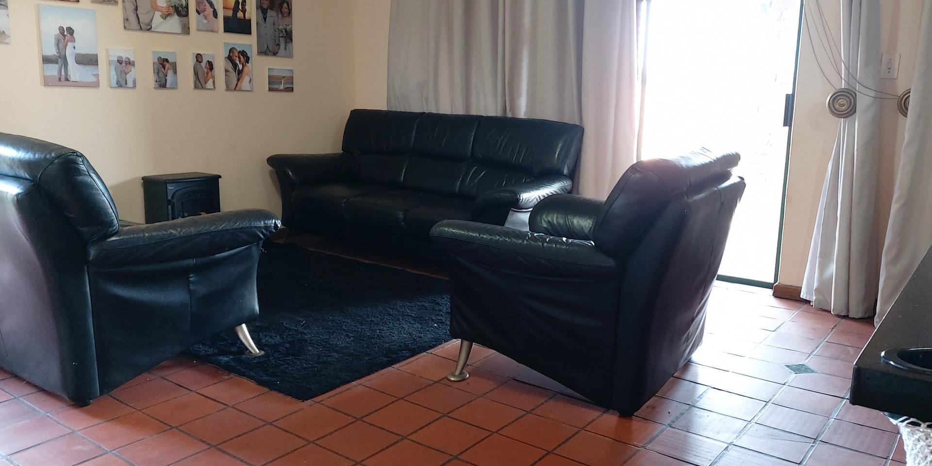 Image 3 of 6