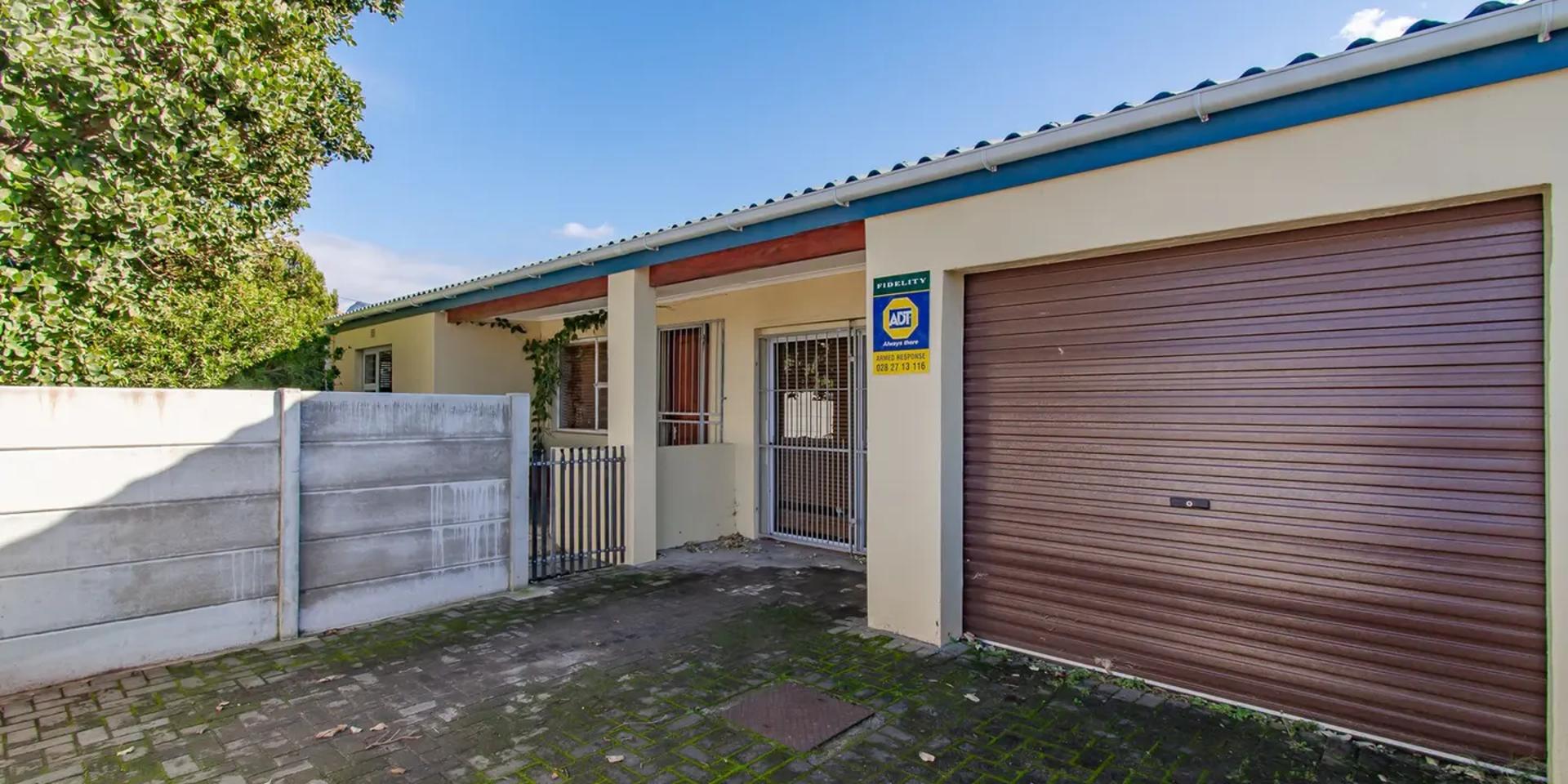 Image 4 of 6