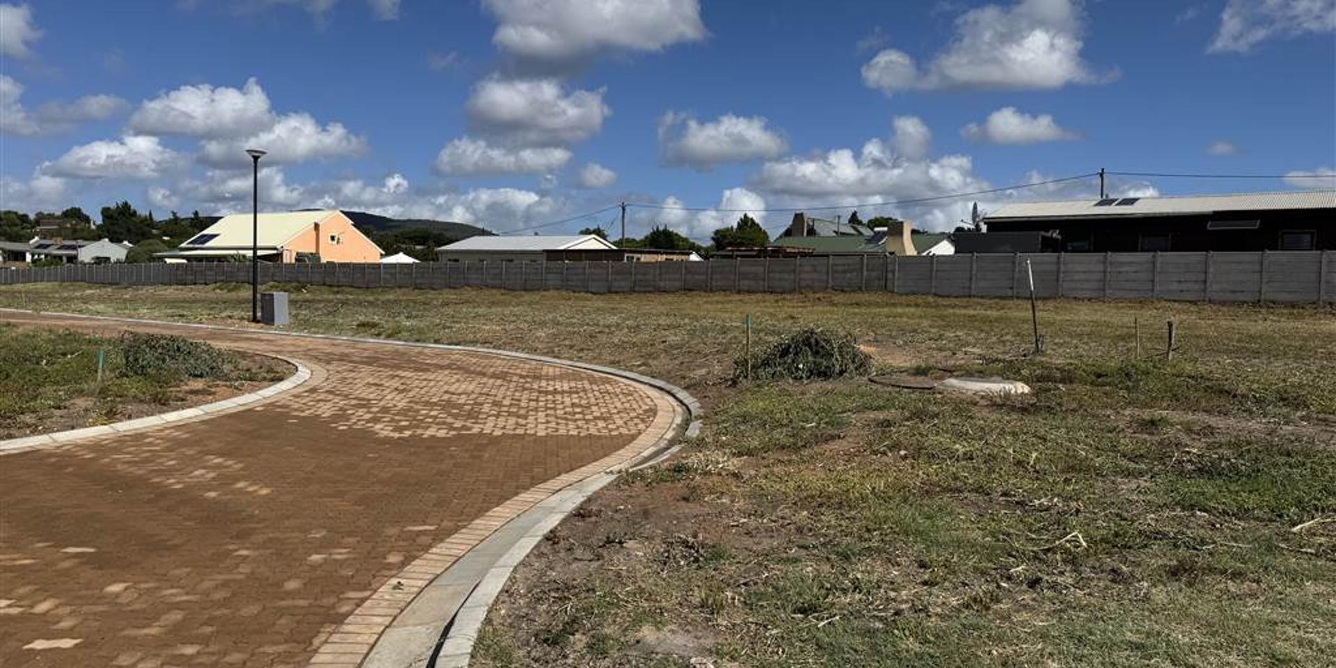 Image 4 of 6