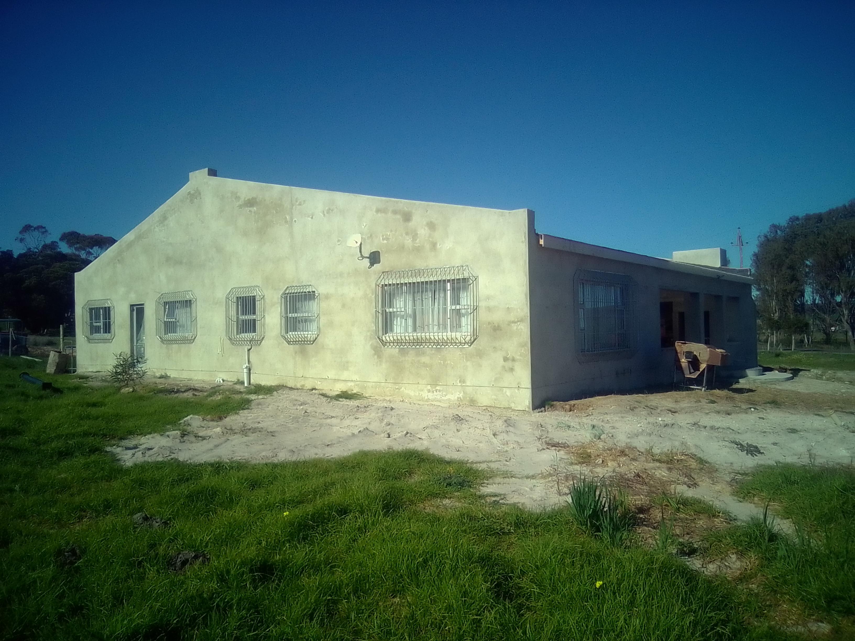 Image 2 of 6