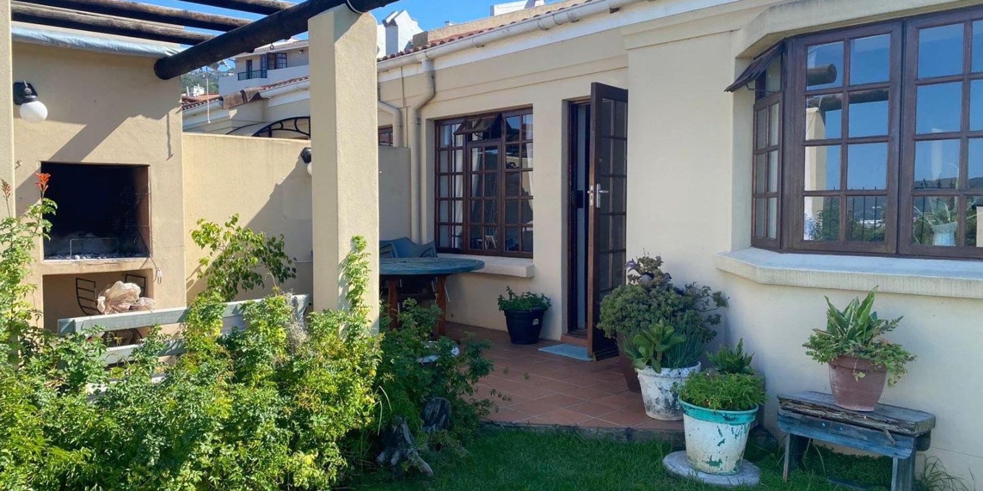 Image 2 of 6