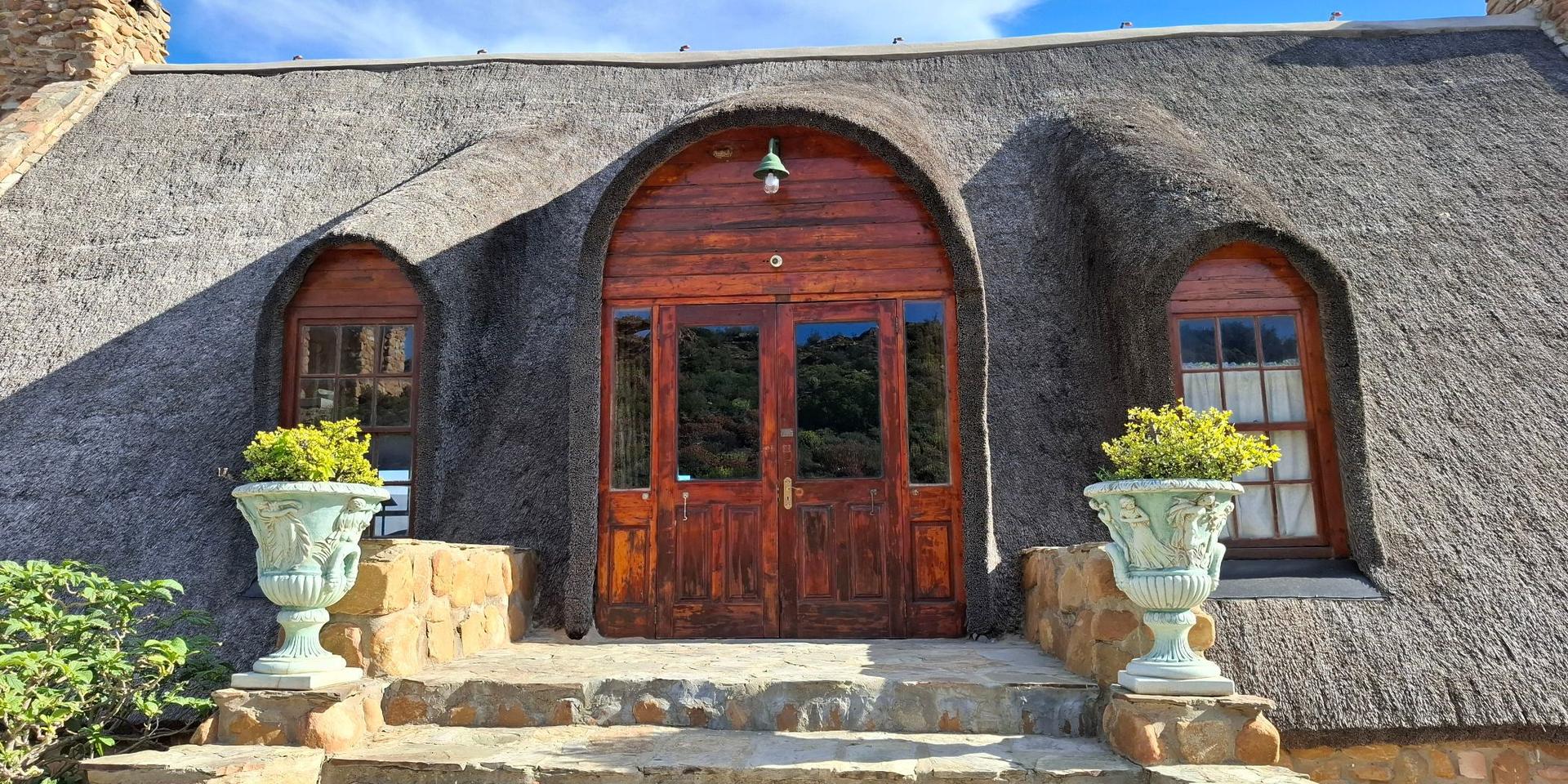 Image 2 of 6