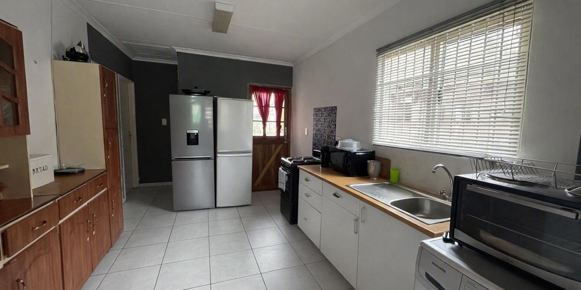 Image 5 of 6