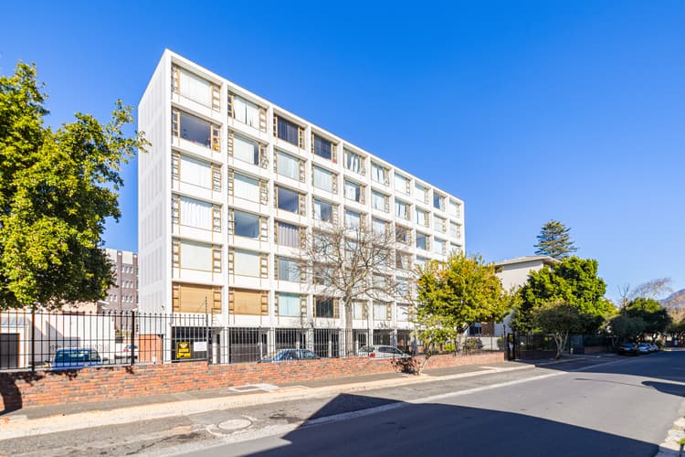 Main property image