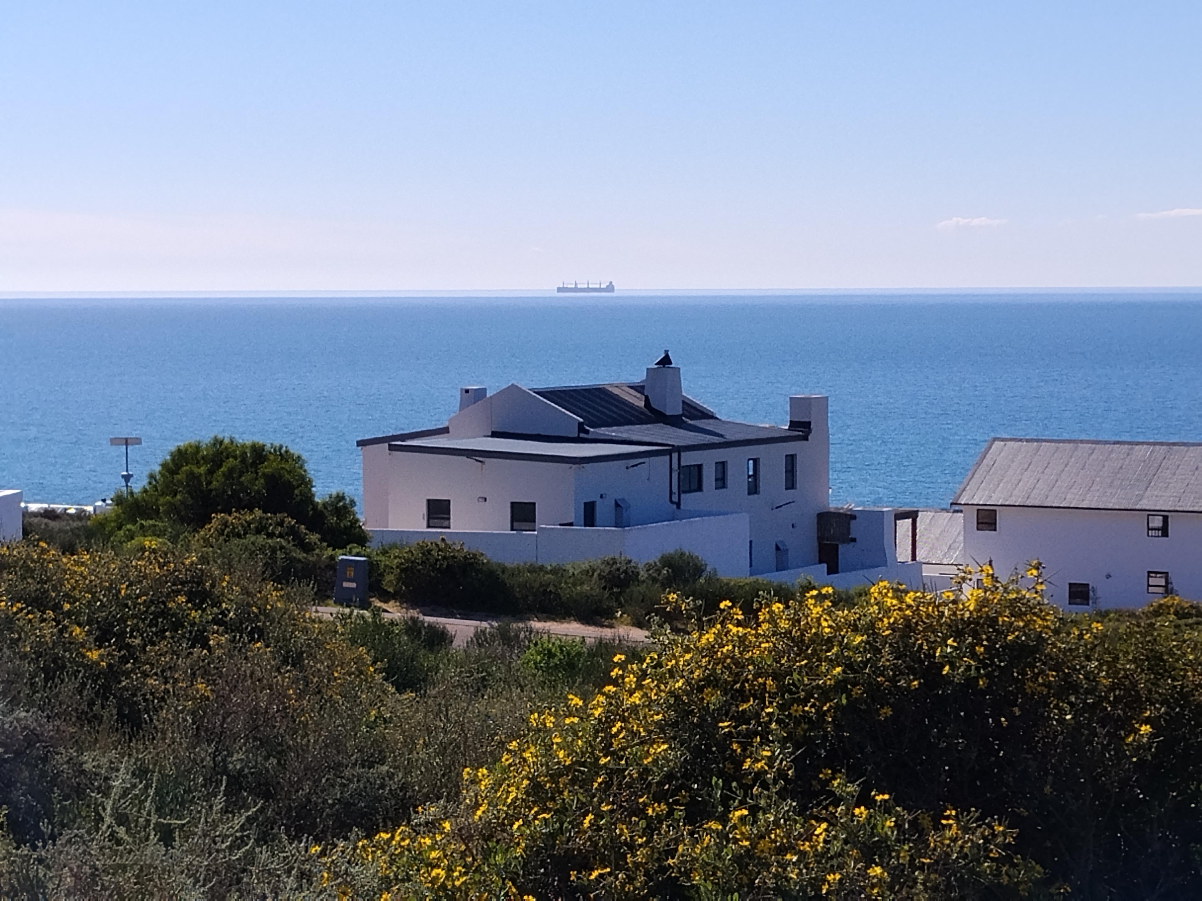 Image 4 of 6