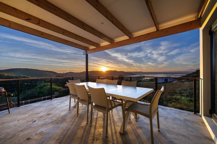 Main property image